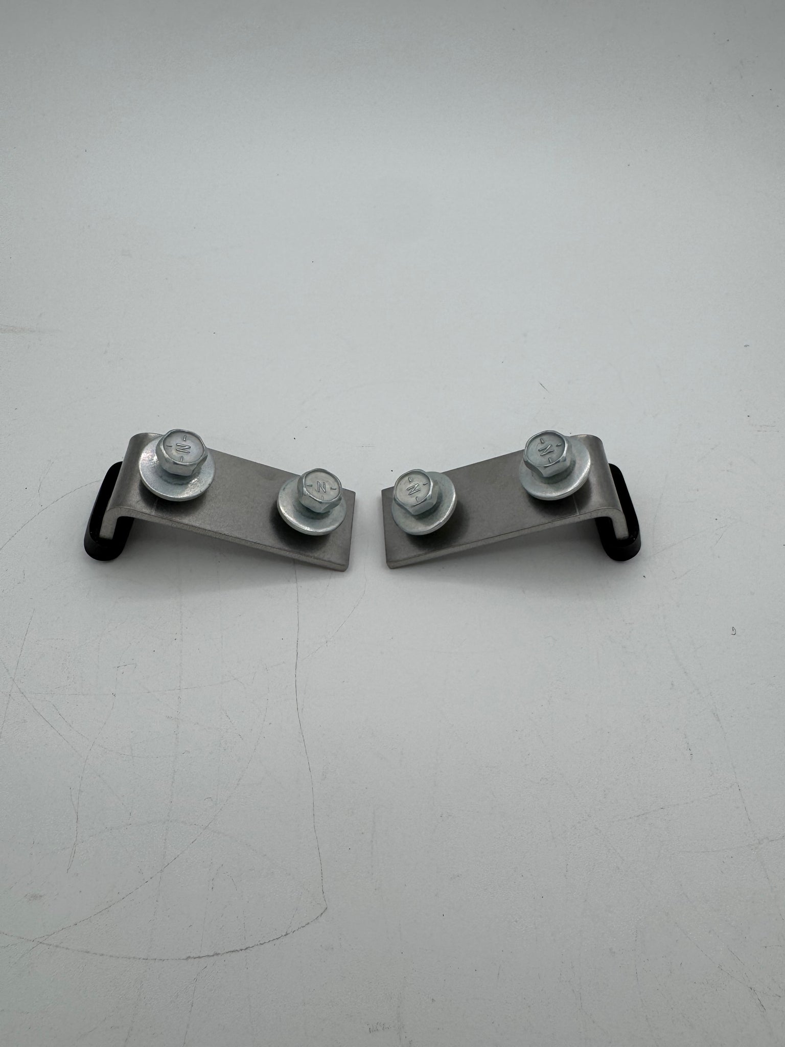 68-70 B-Body Quarter Glass Up Stops - Front